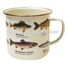 Caneca de esmalte de peixe Caneca de esmalte de peixe